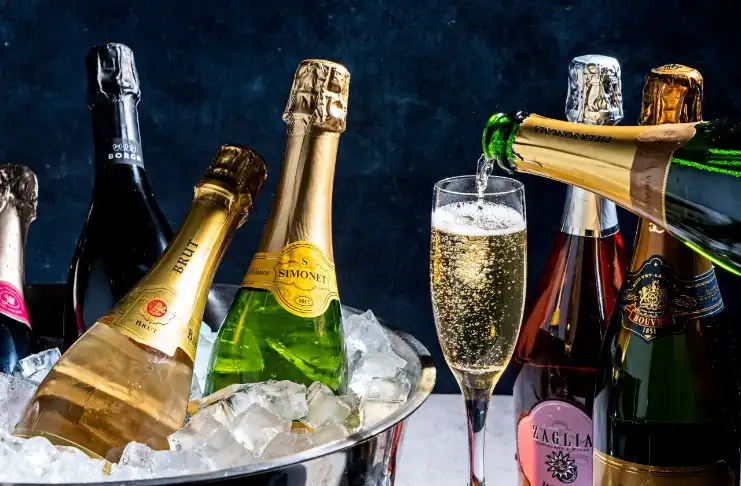 Bật Mí Cách Chọn Rượu Champagne Ngon Trong Những Dịp Quan Trọng